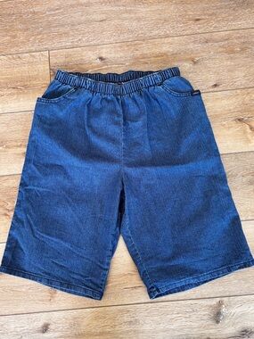 Chic Womens Bermuda Shorts Size 16 Elastic Waist Vtg Denim Jean Pockets Pull On